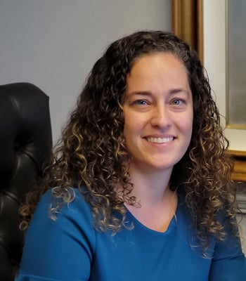 Portrait of Heather Young, REALTOR® In MD.